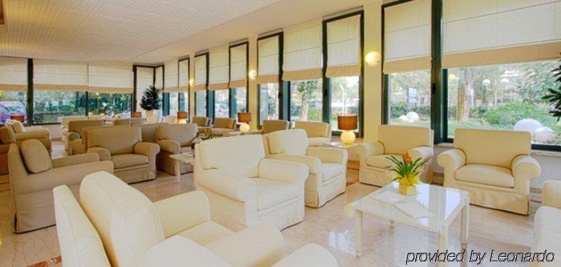 Hotel Michelangelo Milano Marittima Bagian luar foto