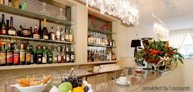 Hotel Michelangelo Milano Marittima Bagian luar foto